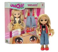 Giochi Preziosi Unique Eyes - Bambola articolata alta 25cm, con occhi grandi magici e profondi, segue il tuo sguardo, Amy Fashion Doll con extra outfit, per bambine a partire dai 3 anni, MYM01100
