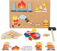 Gioco con martelletto Pompieri small foot in legno, superficie in sughero 10226
