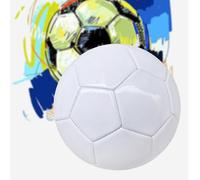 Gioco del pallone da calcio bianco Gioca a un pallone sportivo per bambini e