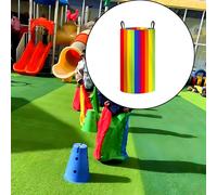 Gioco di corsa con i sacchi per l'allenamento dell'equilibrio con il