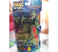 Gioco MATTEL MAX STEEL COMBAT DRIVER BATTLE GEAR WATER BLASTING WEAPON Attrezzi
