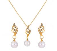 Gioielli e ornamenti indiani Cultured Pearls Pendente Necklace Teardrop Pearl Dangling Earrings Cubic Zirconia Pearl Wedding Jewelry Set per donne Bridesmaids & Br Gioielli e tacco (A, One Size)