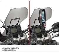 Givi FB3112 traversino per attacco portanavigatore per Suzuki