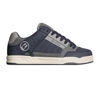 Globe Sneaker Tilt