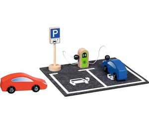 goki 55842 - Stazione di ricarica elettrica PowerLoad in legno e feltro, con 2 auto elettriche e sfere magnetiche, risveglia la creatività dei bambini, mostra giocosamente la ricarica dei veicoli, set