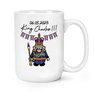 Gonk King Charles III 426ml Grande Tazza King's Coronation Emblema Funny Gnomo