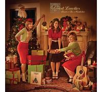 Good Lovelies Under the Mistletoe