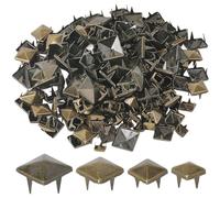 GORGECRAFT 200pz 4 Misure Borchie A Forma di Piramide Borchie Quadrate in Metallo Punte Bronzo Punk Rivetti in Pelle Punte Quadrate A Quattro Ganasce con Punteruolo per Abbigliamento Progetti Jeans