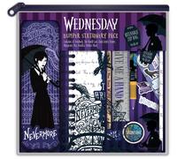 Blue Sky Studios Wednesday - Confezione di cancelleria con licenza ufficiale, idea regalo, quaderno, matite colorate, penna, temperamatite, gomma, Multicolore, Mercoledì Stationery Pack - Bumper