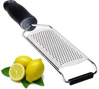Grattugia Formaggio Manuale in Acciaio Inossidabile Grattugia Limone Zenzero Agrumi Cioccolato Noce Moscata Lame Affilate Coprilama Protettivo Manico Ergonomico Lavabile in Lavastoviglie Art. 2407497