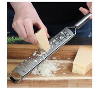 Grattugia universale da cucina Robin Goods® - grattugia per noce moscata e verdure crude in acciaio inossidabile - zester di alta qualità - aiuto in cucina (1 pezzo - grattugia piatta - grossa)