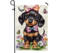 Graziosa bandiera da giardino con cuccioli, cane dachsund colorato con fiocchi e farfalle, striscione per prato all'aperto primaverile ed estivo, bandiera decorativa in iuta su entrambi i lati per la