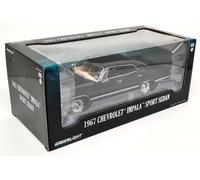 Greenlight 1/24 Scala Modellino 1967 Chevrolet Impala Sport Sedan - Nero 84035