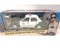 Greenlight Ford Crown Victoria Interceptor Lieutenant Dangle's 1998 1/24 84162