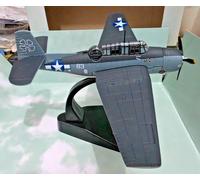Grumman TBM-1C Avenger White 83 SQN 76 USS 1945 Scala 1:72 Die Cast - Oxford