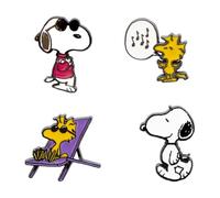 Grupo Erik: Set 4 Spillette Personalizzate di Snoopy Peanuts | Spille Smaltate in Metallo | Idea Regalo per Bambino e Compleanno