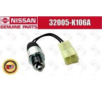 Gruppo interruttore lampada retromarcia Nissan OEM 32005-K106A per Skyline