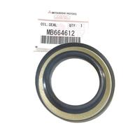 Guarnizione olio cuscinetto mozzo originale posteriore per Mitsubishi L200...