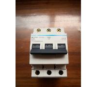 Hager Magnetotermico Tripolare 3P 16A 400V art. MC316A. Nuovo