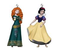 Hallmark Keepsake Mini ornamenti natalizi 2024, Disney Princess Merida e Biancaneve, set di 2, regali per i fan della Disney