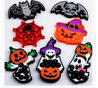 Halloween Pop Bubble Fidget It Toy Set, 7 Pcs, a forma di fantasma, scheletro, ragno, pipistrello, zucca, cappello da strega per alleviare lo stress degli adulti e dei bambini.