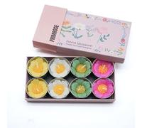 Hana Blossom Set di 8 candele profumate fatte a mano, commercio equo e solidale, a forma di fiore di primula, in colori assortiti