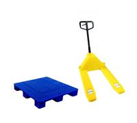 harayaa Modello di Carrello elevatore 1/18 Micro Landscaping Decor Ornamento Leggero Robusto Accessori per Fotografia Simulazione Creativa Mini, Giallo con Pallet