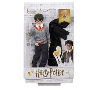 Harry Potter: Harry con Uniforme di Hogwarts e Bacchetta