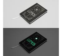 Grupo Erik: Quaderno Harry Potter Lumos Maxima | Quaderno A5 con copertina che si illumina e Penna Bacchetta, Segnalibro, Tasca espandibile, 192 pagine 100 g/m², Harry Potter Gadget