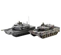 M1 Abrams & Leopard 2 Tanks 1:72 Plastic Model Kit HASEGAWA