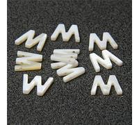HDJSDB 26 ciondoli con perline di conchiglia bianca con lettera iniziale, alfabeto, perline di conchiglia di madreperla naturale per la creazione di gioielli e collane fai da te fatti a man