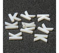 HDJSDB 26 ciondoli con perline di conchiglia bianca con lettera iniziale, alfabeto, perline di conchiglia di madreperla naturale per la creazione di gioielli e collane fai da te fatti a man