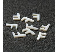 HDJSDB 26 ciondoli con perline di conchiglia bianca con lettera iniziale, alfabeto, perline di conchiglia di madreperla naturale per la creazione di gioielli e collane fai da te fatti a man