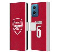 Head Case Designs Licenza Ufficiale Arsenal FC Gabriel Magalhães 2025/26 Giocatori Home Kit Custodia Portafoglio in Pelle Compatibile con Motorola Moto G34 5G