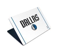 Head Case Designs Licenza Ufficiale NBA Design Bianco Dallas Mavericks Logo Vinile Sticker Pelle Adesivo Compatibile con Apple MacBook Air 15" M2 2023
