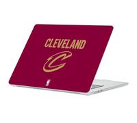 Head Case Designs Licenza Ufficiale NBA Design Rosso Cleveland Cavaliers Logo Custodia Laptop Trasparente Armatura Rigida Cristallo Compatibile con MacBook Air 13.6" A2681/A3113/A3240 2022/2024/2025