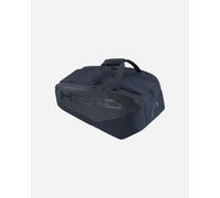 HEAD La nuova PRO PADEL BAG L NV combina un ampio spazio di archiviazione con stile e funzionalità. Oltre a una nuova forma più sottile e a una nuova tasca per gli accessori, offre un nuovo design in blu navy che si abbina alla nuova racchetta da padel Radical o a qualsiasi altra racchetta da padel HEAD. Uno dei due spaziosi scomparti è dotato di tecnologia CCT+ Climate Control, che protegge le racchette dalle temperature estreme. Oltre a uno scomparto principale e a uno scomparto per le scarpe, la PRO PADEL BAG L NV YUBK dispone di due tasche esterne con cerniera e di una tasca interna in rete con cerniera per gli accessori. Il sistema di trasporto a zaino consente di trasportare comodamente l'attrezzatura alla prossima partita. Come segno dell'impegno di HEAD a ridurre l'uso della plastica, l'hangtag è realizzato in carta riciclata e fissato con una corda di canapa. La borsa è presentata in una nuova confezione realizzata con plastica riciclata. Nuova forma più sottile Nuovo design color navy per abbinarsi alla nuova serie di racchette da padel RADICAL e ad altre racchette Nuova borsa per gli accessori Spaziosa con scomparto principale e scomparto per le scarpe Due scomparti esterni per le mazze La tecnologia di controllo del clima CCT+ protegge dagli urti Sistema di trasporto a zaino Bracciale in carta riciclata con cordino in canapa Presentato in una nuova confezione in plastica riciclata