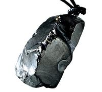 Heka Naturals Collana Pendente Cristallo Shungite | Cristalli Curativi e Collana Chakra - Gioielli in Pietre Preziose per Uomo e Donna - Regali Spirituali e Gioios (Elite Lucido)