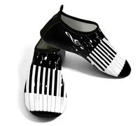 Helhappy Water Shoes - Calzettoni da uomo e da donna, ad asciugatura rapida | Bianco e nero pianoforte tasti e note leggere spiaggia nuoto scarpe per piscina fiume canottaggio yoga camminare