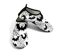 Helhappy Water Shoes - Calzettoni da uomo e da donna, ad asciugatura rapida | Halloween Spooky pipistrelli bianco e nero leggero spiaggia nuoto scarpe per piscina fiume canottaggio yoga passeggiate