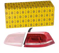 HELLA 2SK 010 746-041 Luce posteriore - LED - Sezione esterna - per es. VW Passat Variant (365) - ECE/CCC - per veicolo circolazione Sx/per veicolo circolazione Dx - Dx