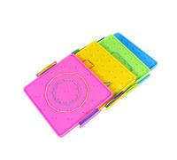 Hemobllo 4 pezzi Geoboard per Aula in Plastica Tavoletta Doppia Faccia con Chiodi Colorati Casuali Strumento Didattico Matematica Primaria per Apprendimento Geometria e Colore Casuale