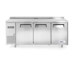 HENDI Tavolo refrigerato Arktic 3 porte con 3 ripiani regolabili, -2/8°C, 390 L, sbrinamento automatico, display digitale, 230V/270W, 1800x600x(H) 800 mm, acciaio inox