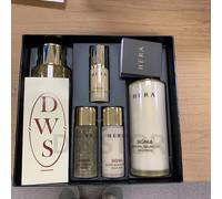 Hera Signia Special Emulsion Toner 2 pezzi set regalo per la cura della...