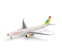 herpa Aereo | Air Senegal Airbus A330-900neo | 6V-ANB | miniatura in scala 1:500, da collezione, modello senza supporto, metallo | Limited Edition
