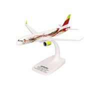 Herpa Snap-Fit modellino aereo airBaltic Airbus A220-300 "50th A220" - YL-ABX, miniatura in scala 1:200, pezzo da collezione, modello con base, plastica