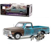 Highway 61 CHEVROLET C-10 1971 W/ALIEN FIGURE "INDIPENDENCE DAY 1996" BLUE 1:18