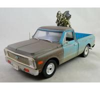 Highway 61 Chevrolet C10 INDIPENDENCE DAY with Alien 1971 1/18 HWY-18021