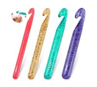 HMCEY 4 PCS Set di Uncinetti Ergonomici 12/15/18/20 MM,Uncinetto Trasparente per Principianti,Crochet Hook,Uncinetto per Mani Artritiche,Aghi per Uncinetti per Borse A Mano per Fai Da Te - 4 Colori