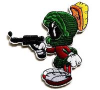 Hobbies and patch toppa termoadesiva ricamata marziano verde alieno elmo pistola personaggio cartone animato da stirare o cucire decorazione zaino felpa maglia borsa giacca jeans applique
